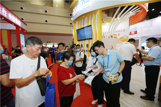 河南好小麦 中国好面食 中国优质面食领导品牌白象食品亮相首届郑州食博会